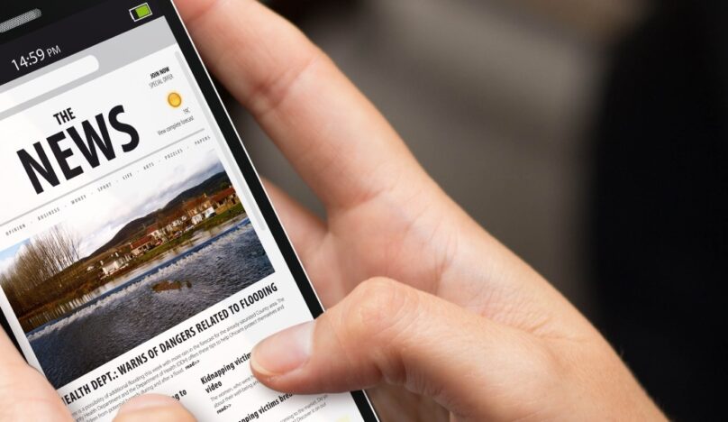 Breaking news in the digital age