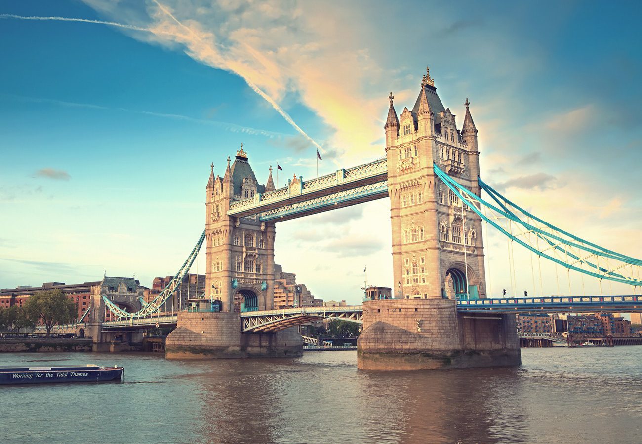 Tower Bridge photography for Sherwin Williams Case Study by Freshfield